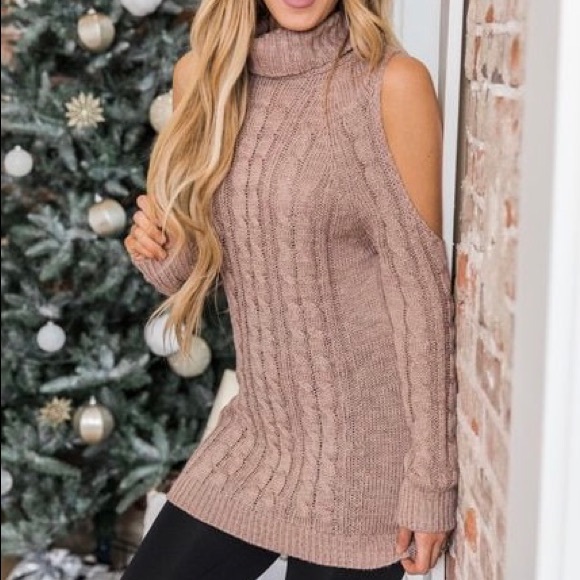 Pink Lily Tops - ❤️Pink Lily❤️mocha/mauve cold shoulder tunic